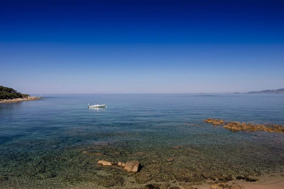 Hotel de luxe 5 étoiles le maquis en Corse